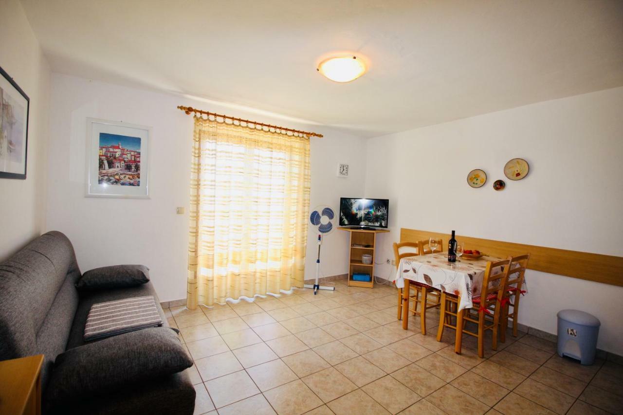 Charming Apartments Vesna Ravni Labin  Ngoại thất bức ảnh